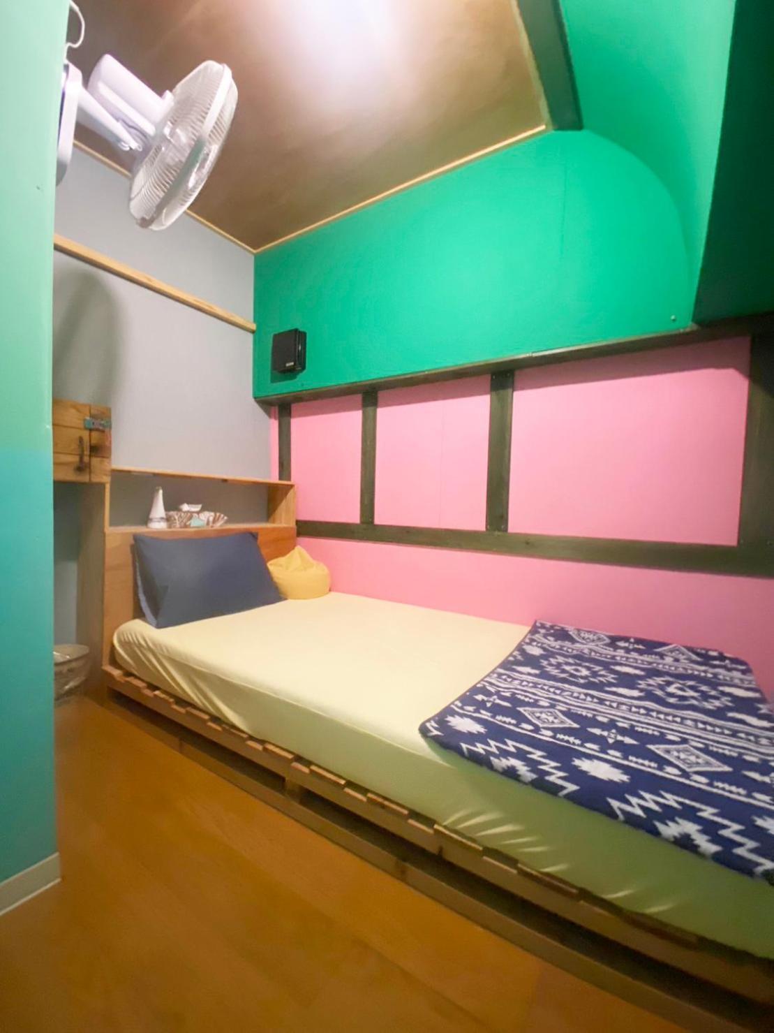 みーまん奄美 Hostel Amami Kültér fotó