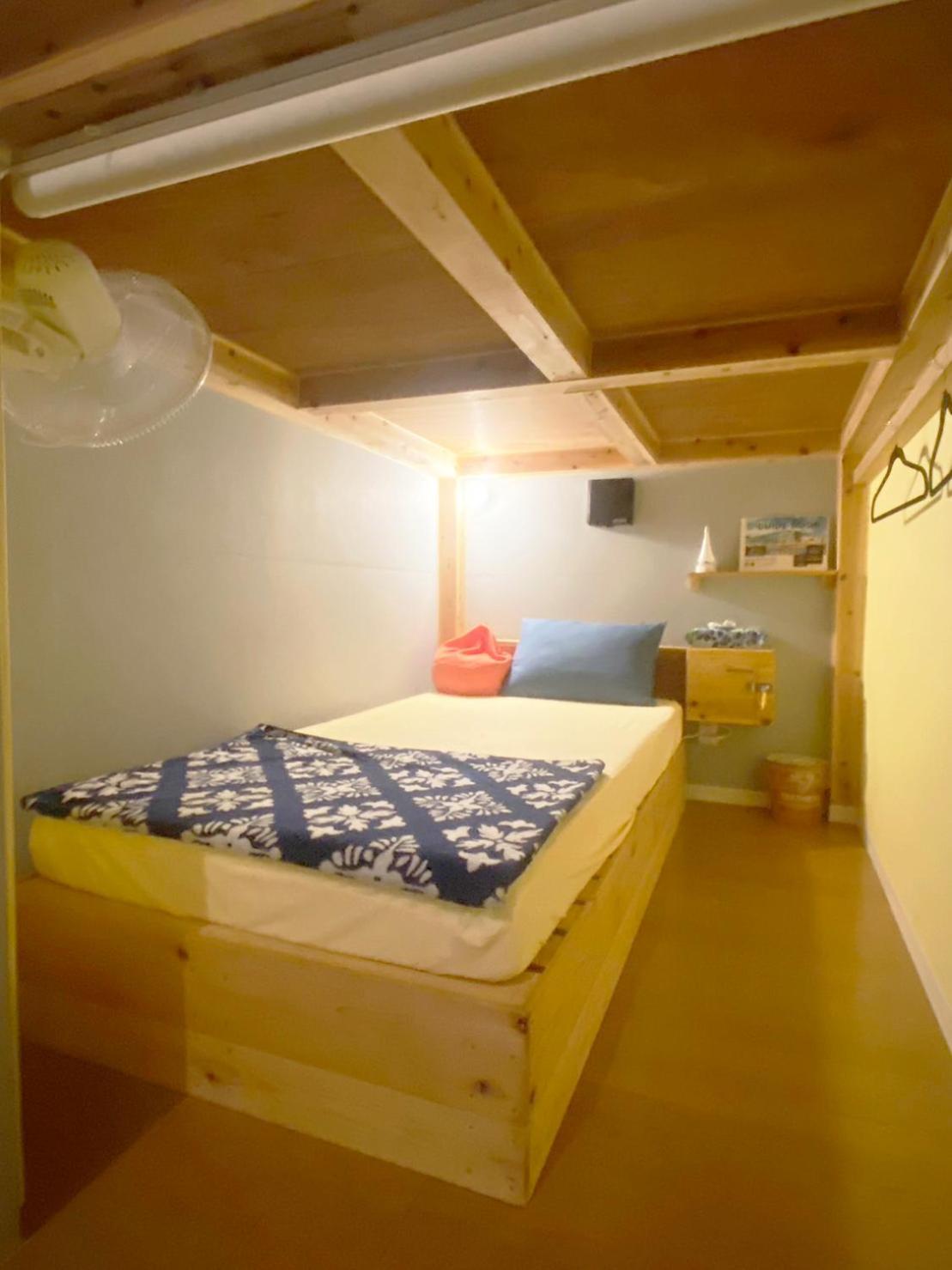 みーまん奄美 Hostel Amami Kültér fotó